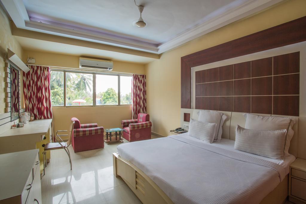 Silver Sands Beach Resort Colva Rum bild